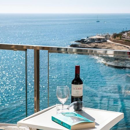 Scenic Seafront Duplex Apartment In Сліма Екстер'єр фото