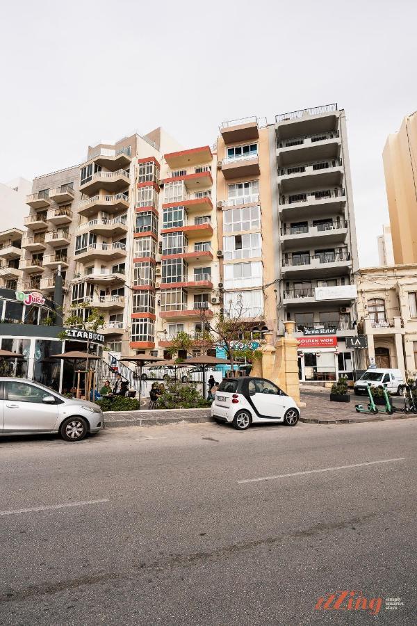 Scenic Seafront Duplex Apartment In Сліма Екстер'єр фото
