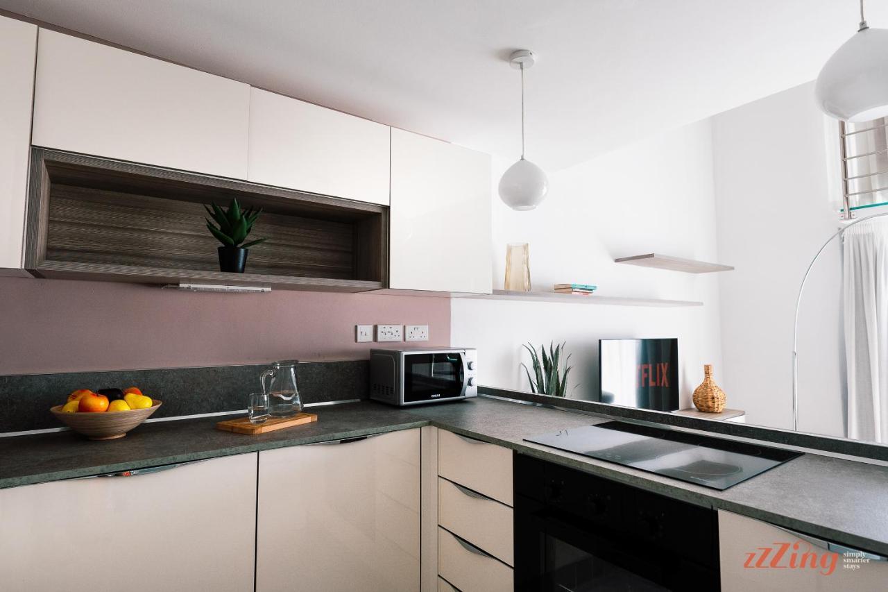 Scenic Seafront Duplex Apartment In Сліма Екстер'єр фото