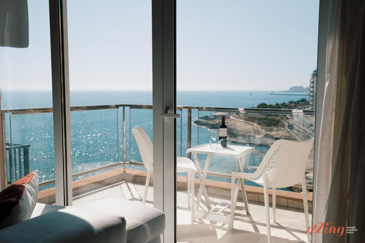 Scenic Seafront Duplex Apartment In Сліма Екстер'єр фото